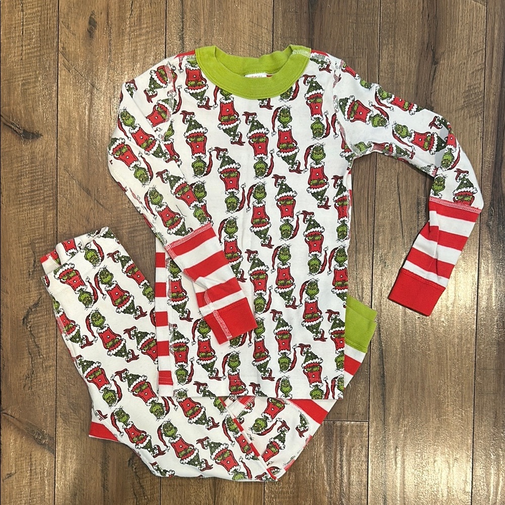 Hanna Andersson Grinch pajamas